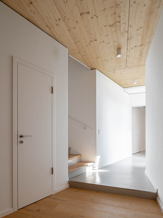 Innenansicht Übergang vom Neu- zum Altbau
