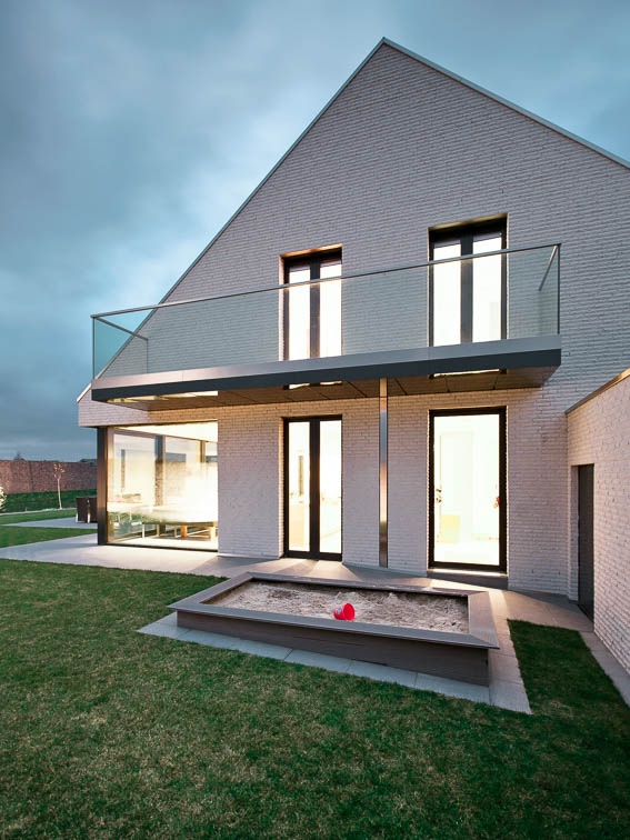 Gartenansicht vom Südgiebel